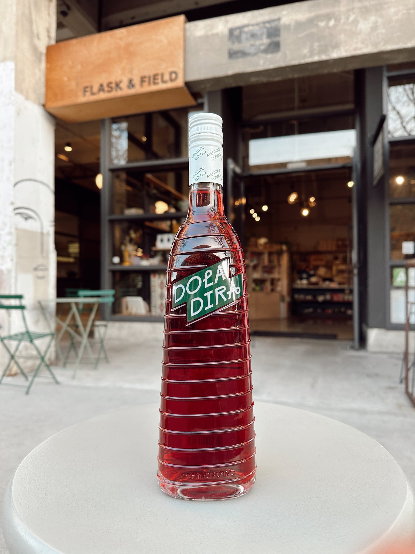 DolaDira Rhubarb Aperitivo 700mL