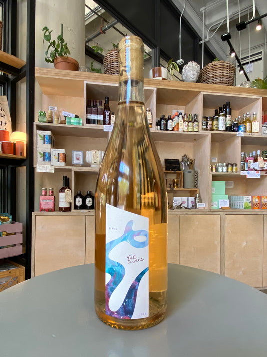 Est Wines 'Blanc' Pinot Noir 2024