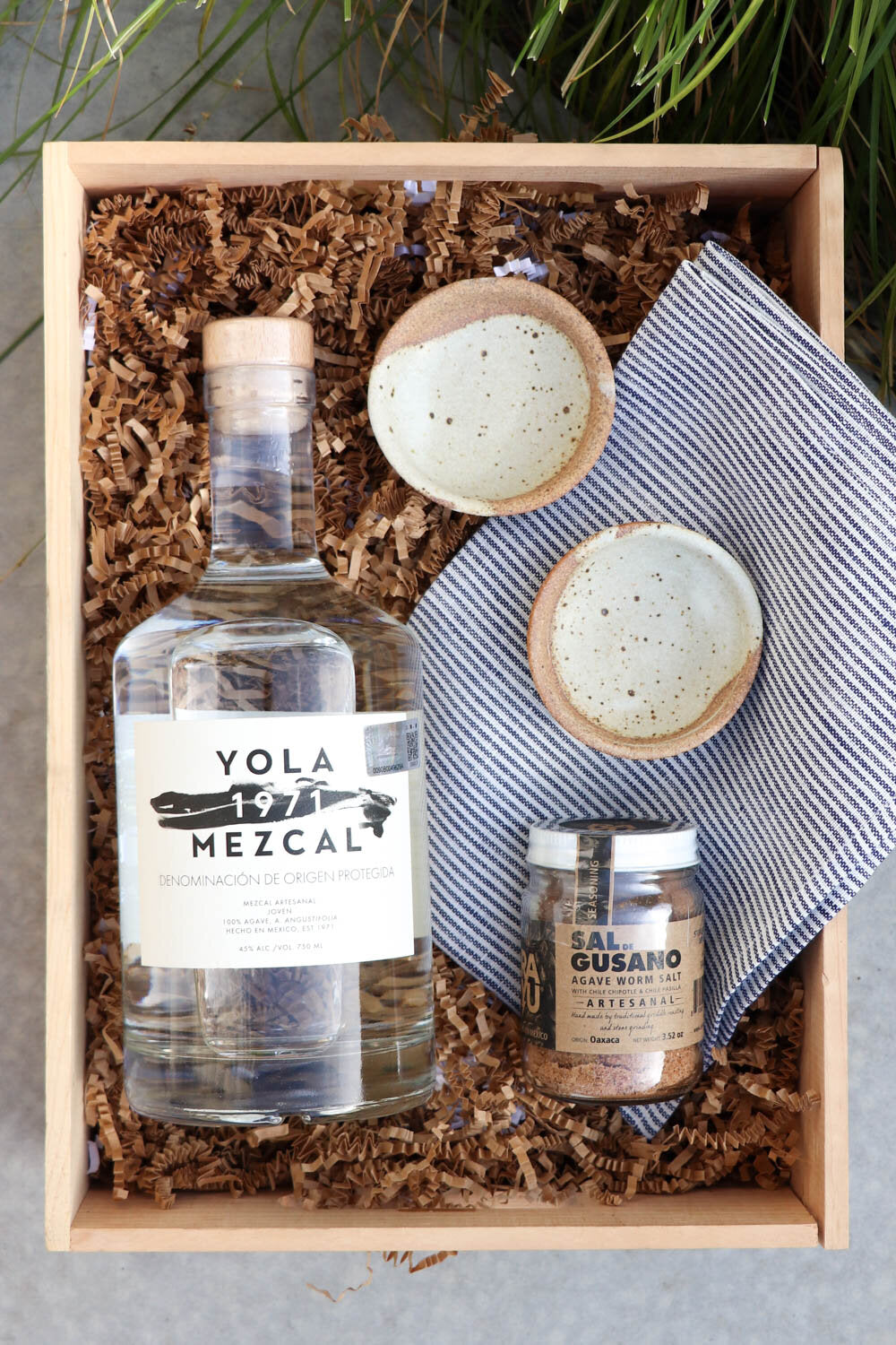 YOLA Sip Sip! Gift Set